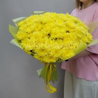 Букет из 25 желтых кустовых хризантем с доставкой в Челябинске