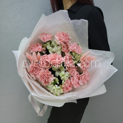 "Океан чувств" букет из гвоздик и альстромерий