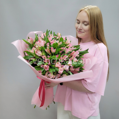 Акция! 25 розовых альстромерий