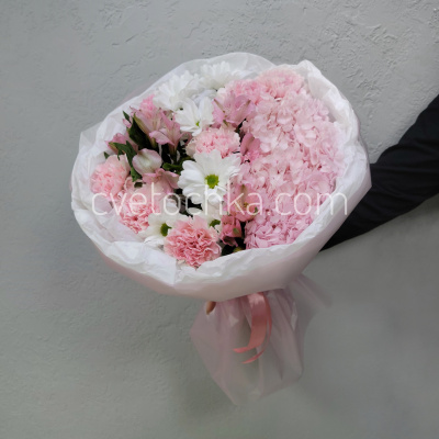 "Первая любовь" букет со стабилизированной гортензией