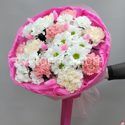 Букет с хризантемами и гвоздиками с доставкой в Челябинске