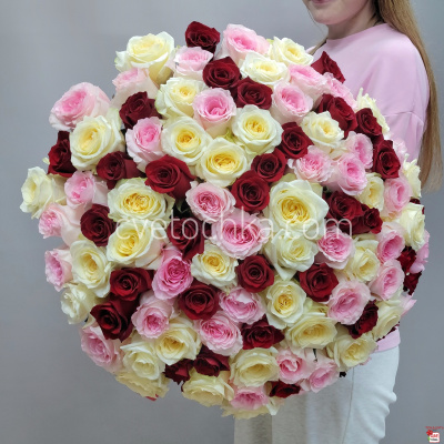Букет из 101 розы Эквадор с доставкой в Челябинске