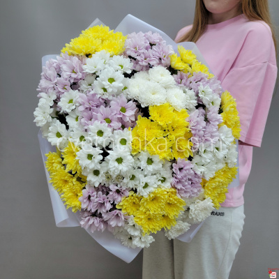 Букет из 25 кустовых хризантем с доставкой в Челябинске
