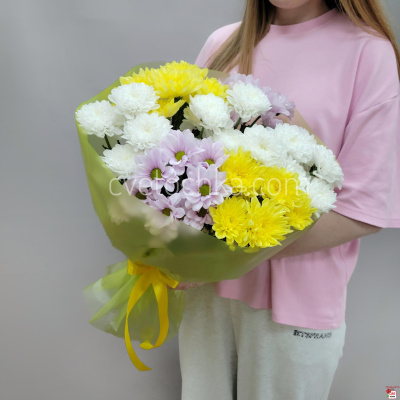 Букет из кустовых хризантем микс с доставкой в Челябинске