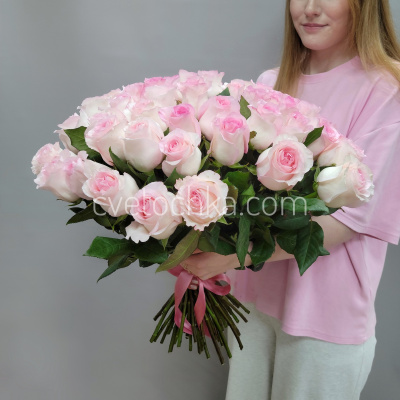 Букет из 51 нежно-розовой розы Эквадор 50 см