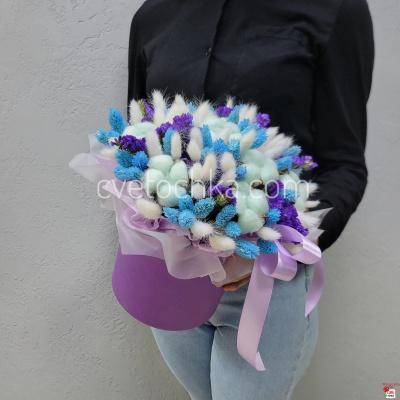 Шляпная коробка с сухоцветами с доставкой в Челябинске