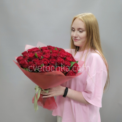 Букет из 51 бордовой мини розы