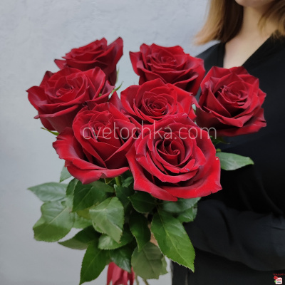 Букет из 7 бордовых роз 80 см